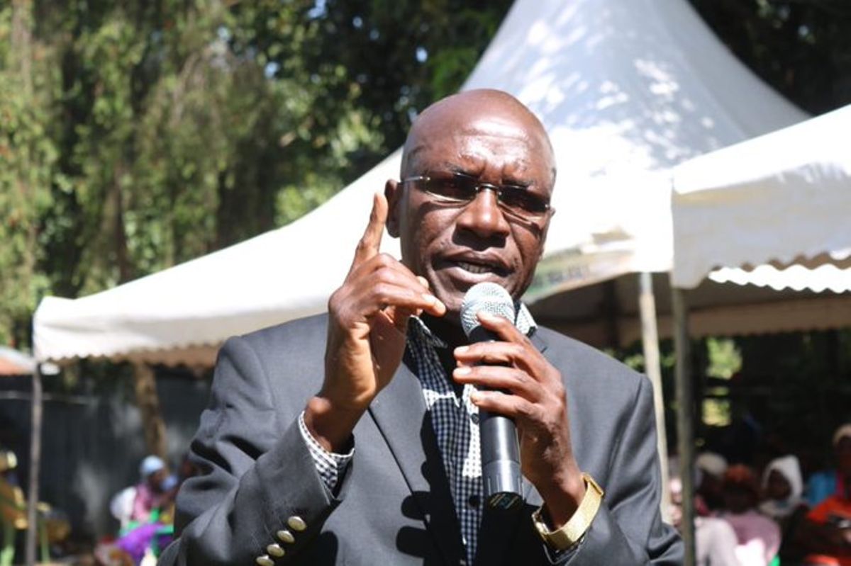 Khalwale Mocks 'lonely' Mudavadi