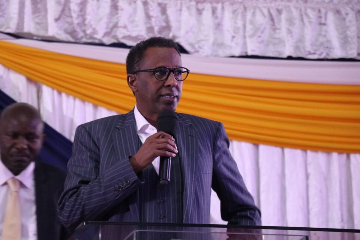 Ahmednasir, Gabriel Oguda in ugly Twitter spat over 'Wanjinga Nyinyi' storm