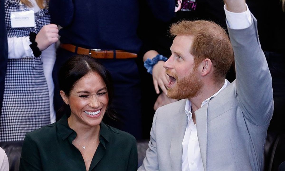 Prince Hurry and wife quit royal duties as Queen fights back