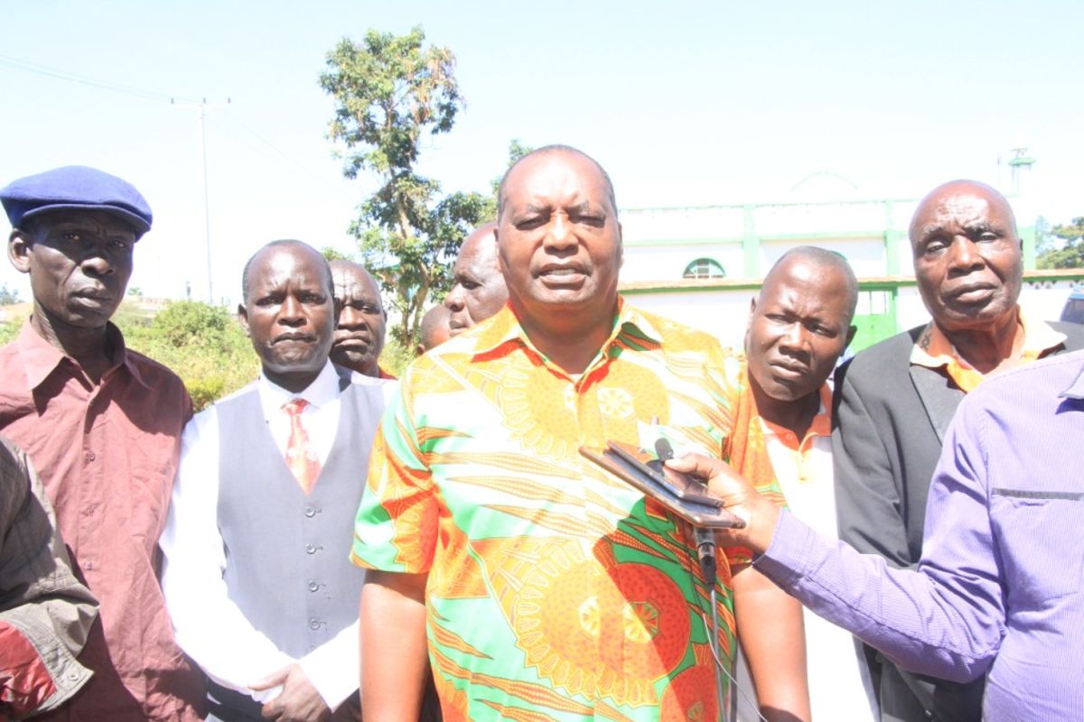 Cane farmers threaten to hold supplies, decry cartels