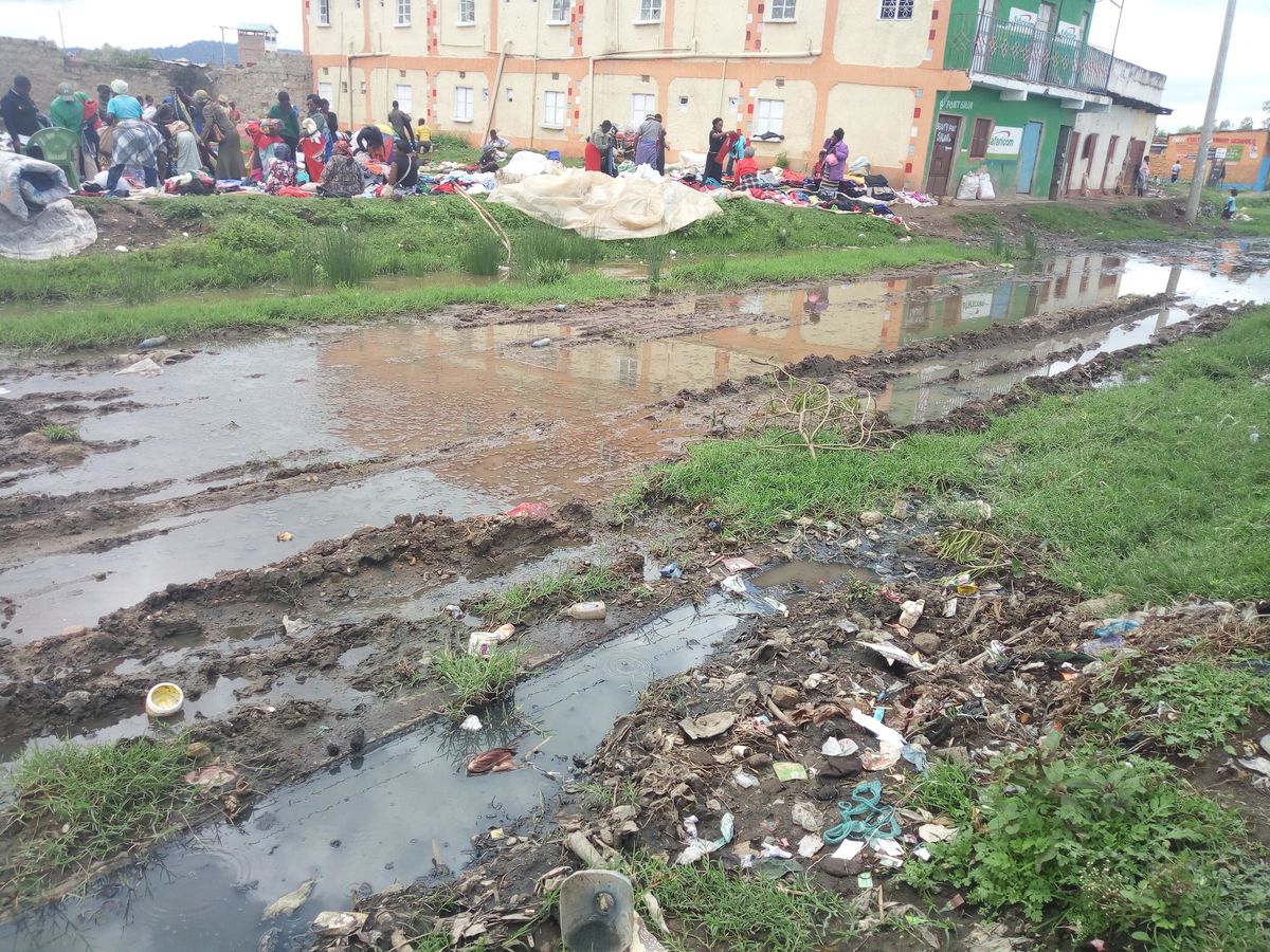 tala-traders-slam-governor-mutua-over-stalled-road-project-four-years