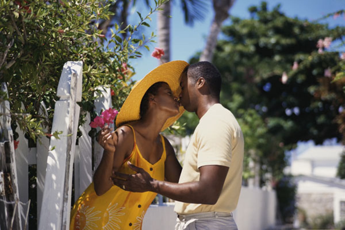 6 Ways to be a better kisser