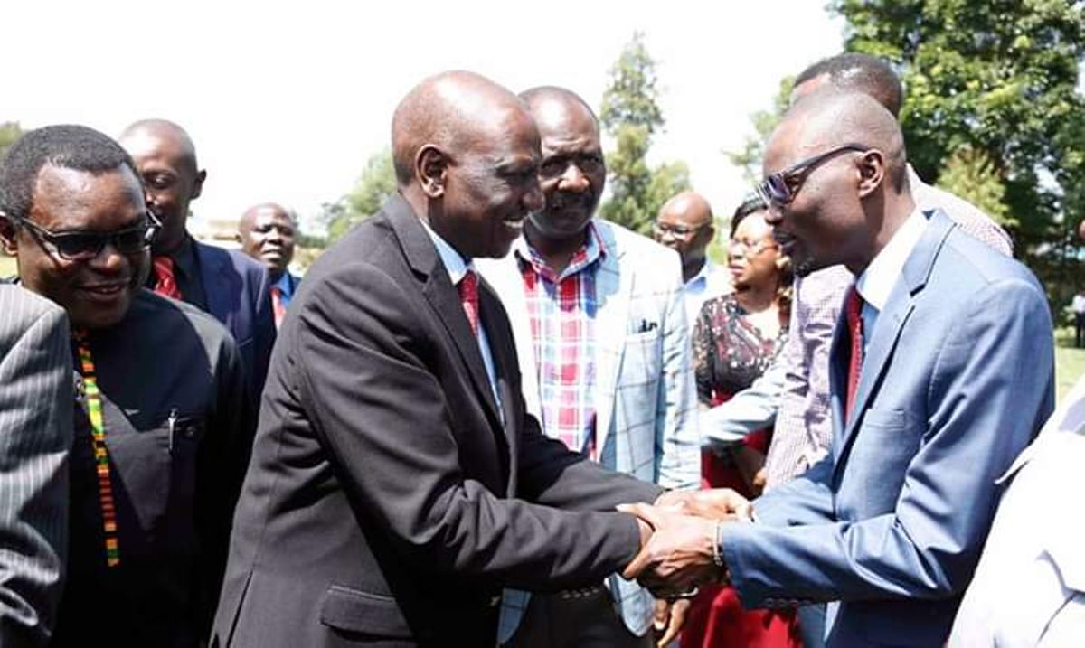 Uhuru's 2022 shocking choice remarks scare DP Ruto