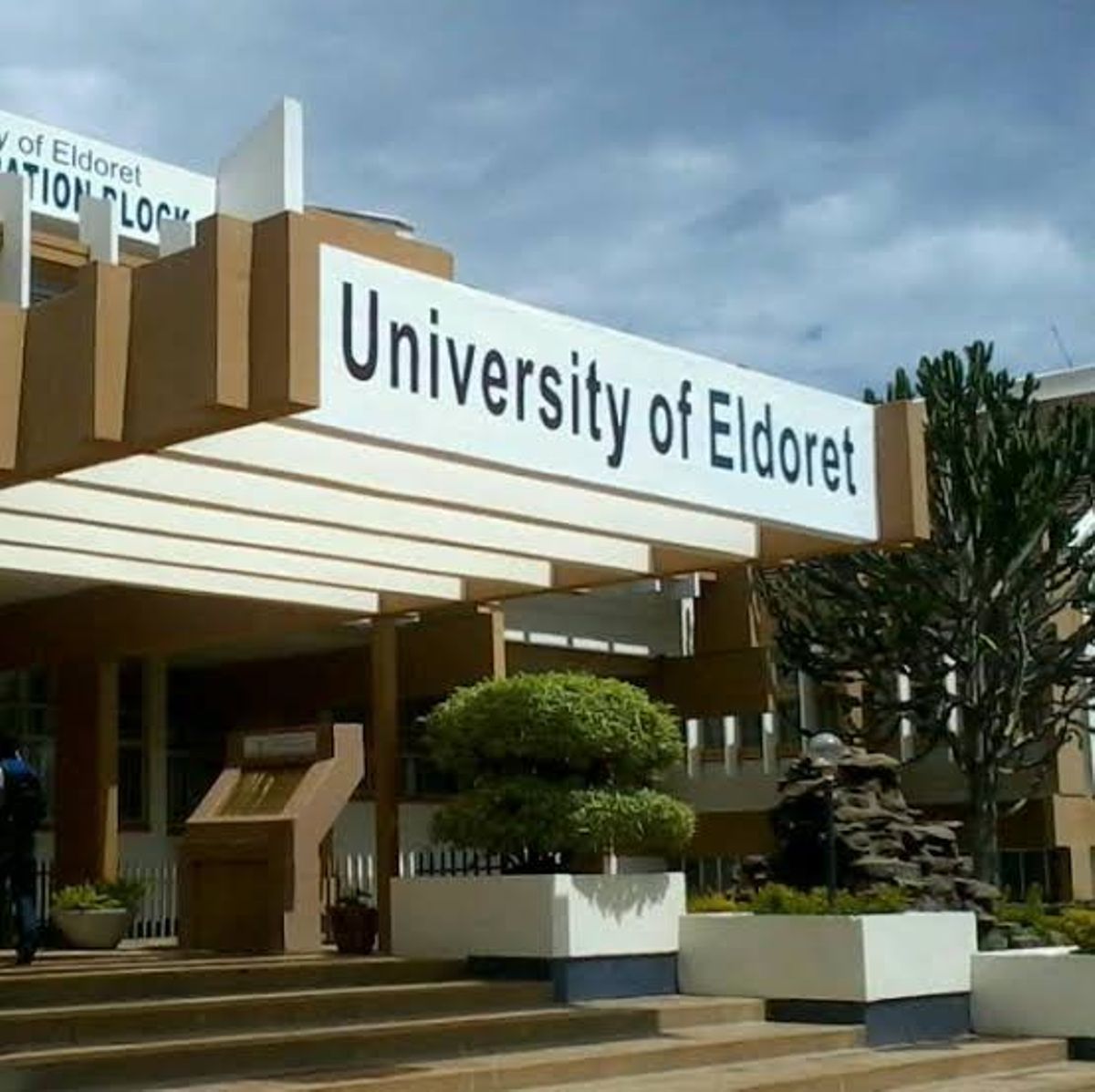 Why most University of Eldoret students do not attend morning classes