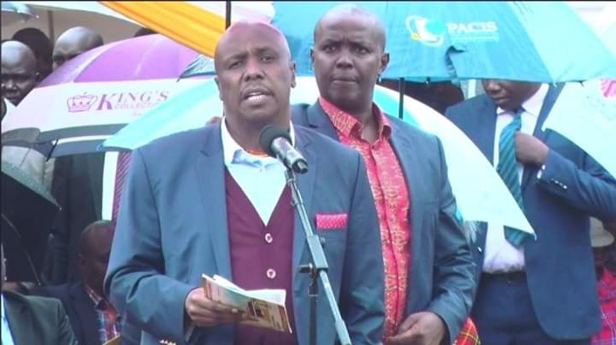 Gideon Moi shares podium with DP Ruto