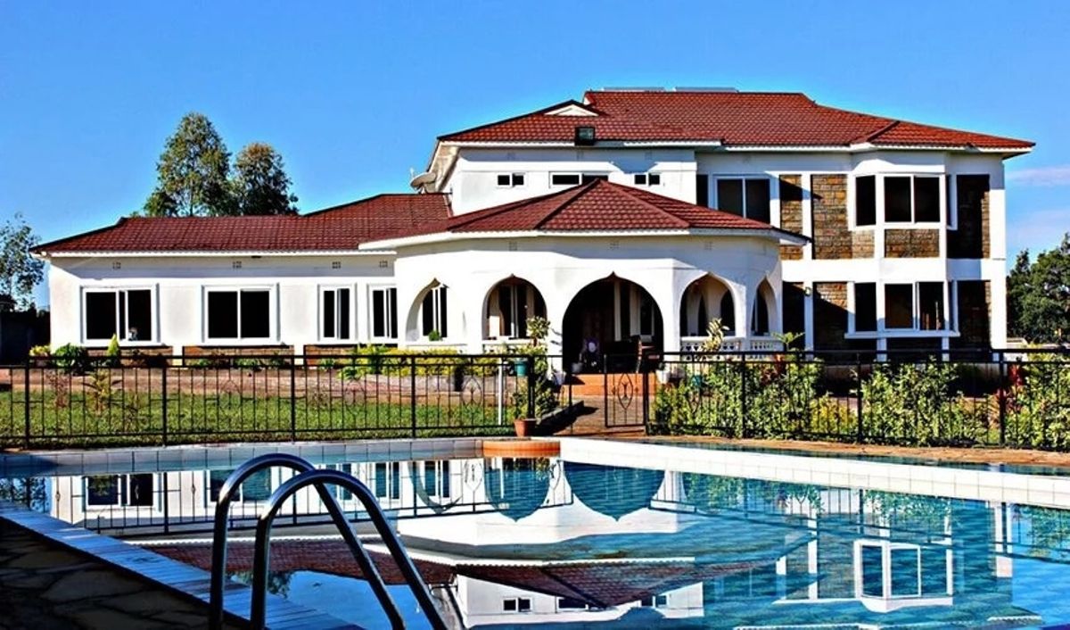 Meet top 10 Kenyan  who own expensive houses 