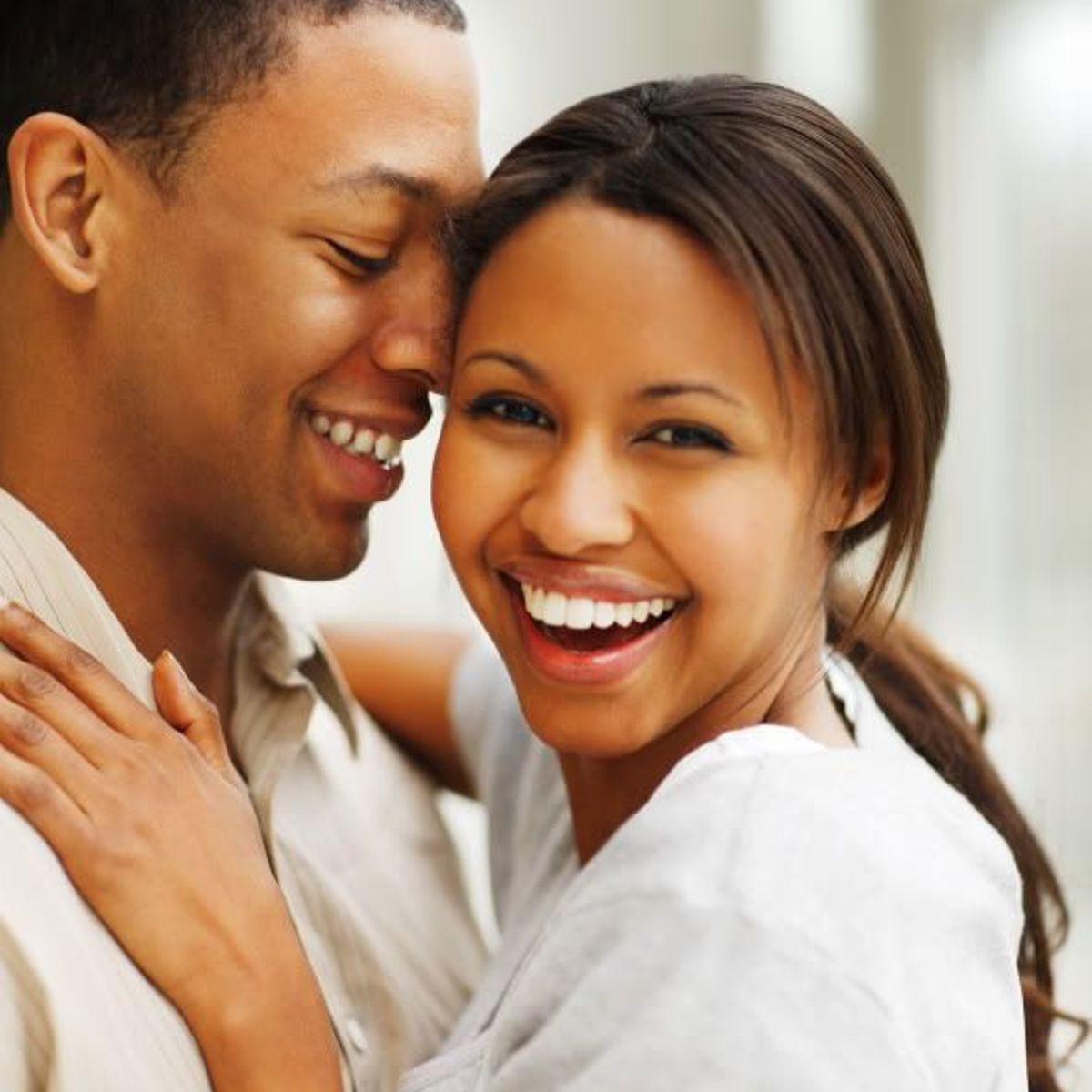 4 things that happen naturally in healthy relationships