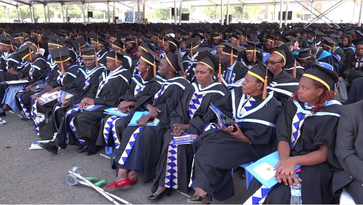 KU confers over 4000 with certificates